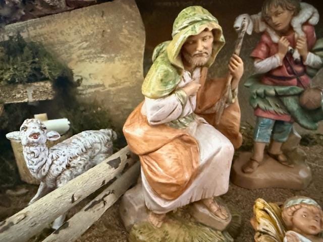 RARE Vintage Fontanini Nativity Scene  2004 Italian Stable, Working Water Pump, 5" Figures