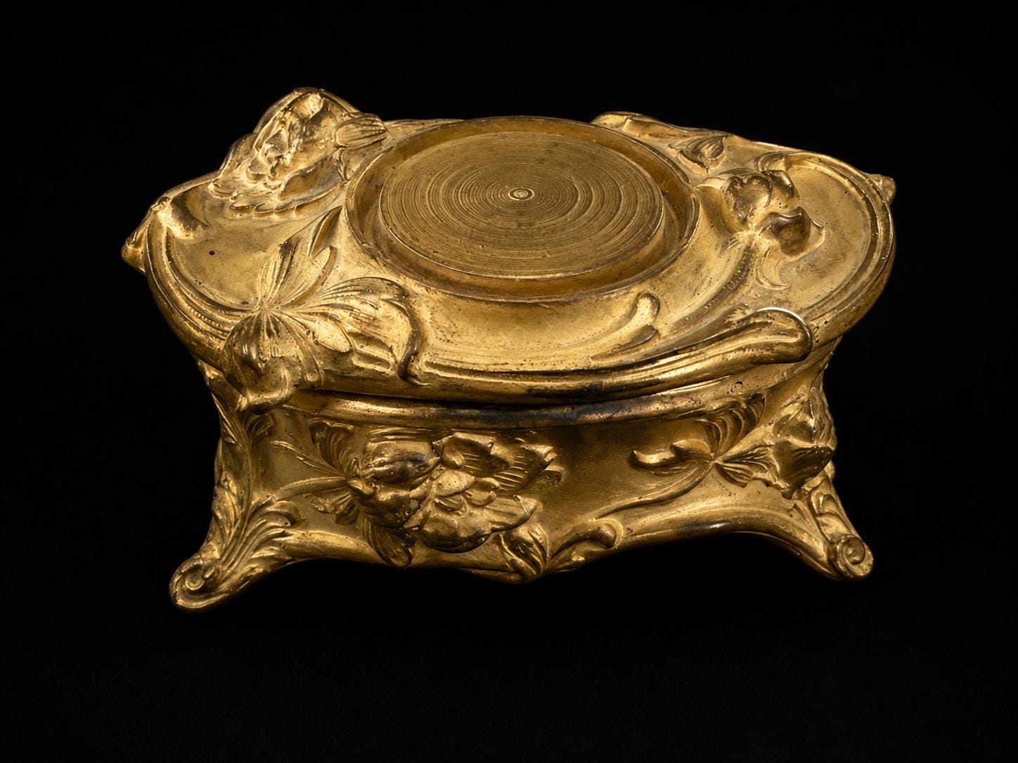 Antique Weidlich Brothers OrmoluStyle Jewelry Casket  WB 346  Early 1900s with Ormolu Finish