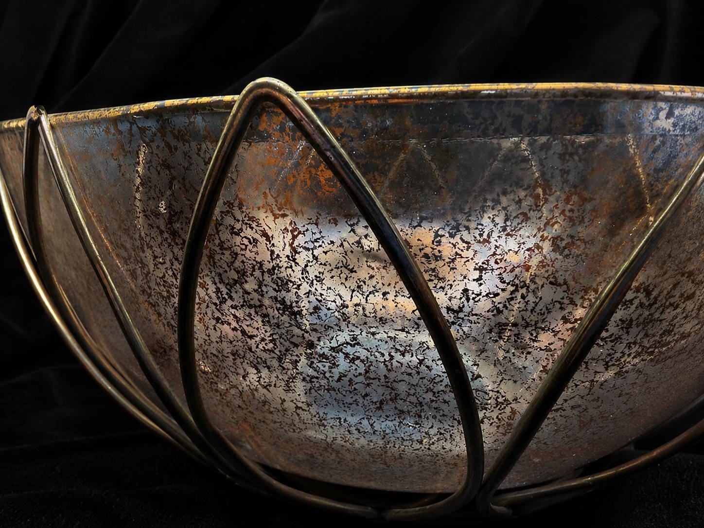 Vintage Lotus Glass Bowl, Gold Speckled Brass Frame, Mid Century Modern Hollywood Regency