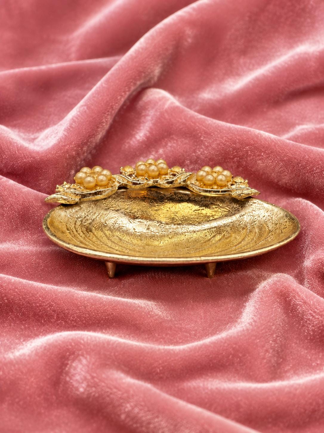 Vintage Gold Shell Trinket Dish Faux Pearl Grapes Footed Vanity Ring Dish Hollywood Regency