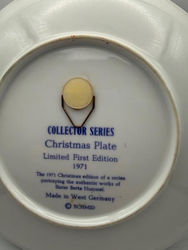 1971 Christmas Plate Hummel Design First Edition Schmid Collector Series West Germany