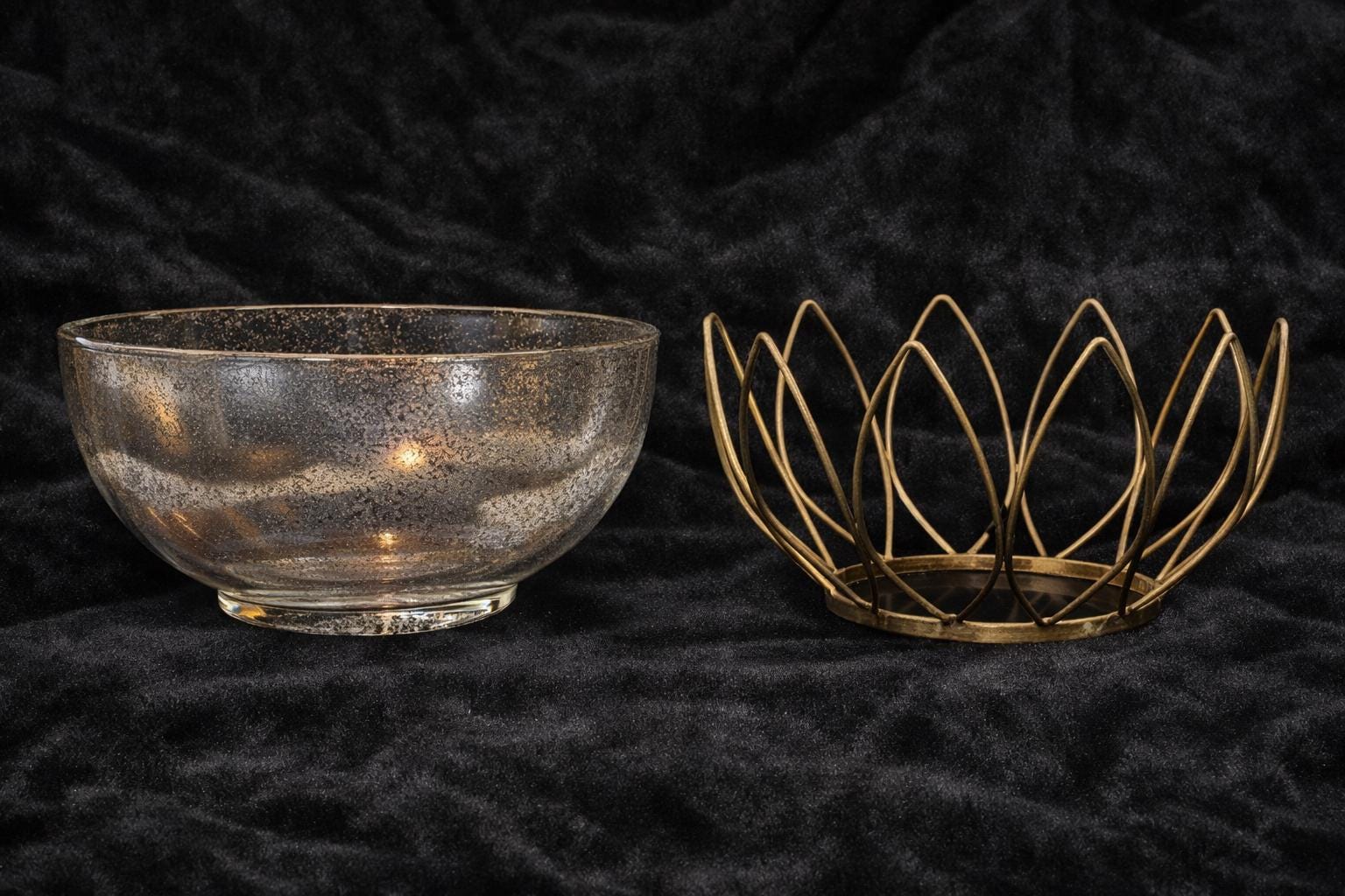 Vintage Lotus Glass Bowl, Gold Speckled Brass Frame, Mid Century Modern Hollywood Regency