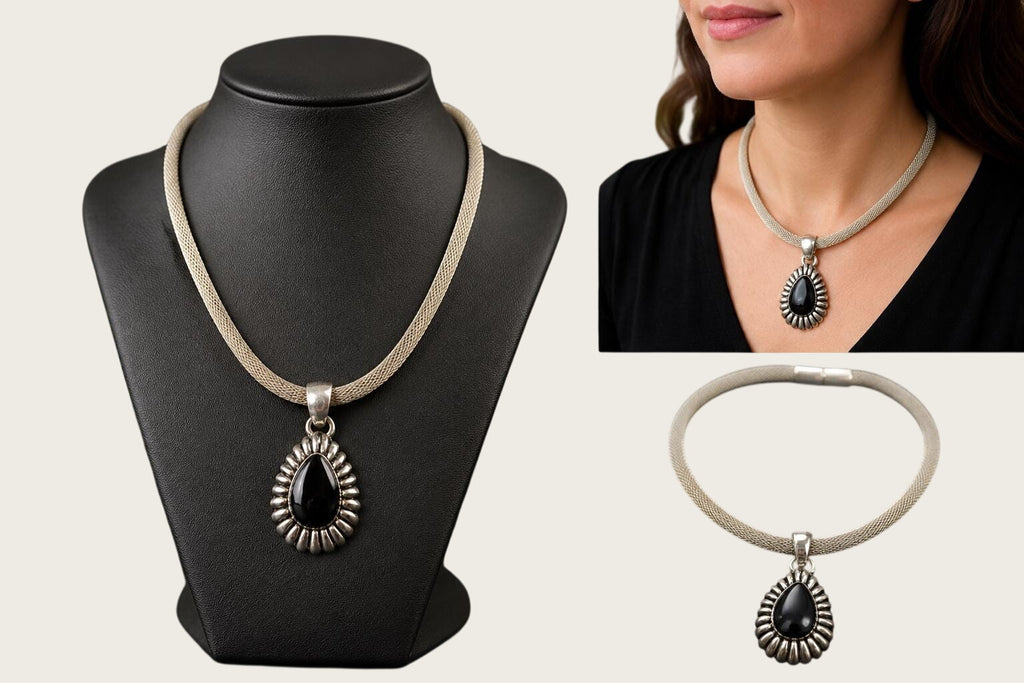Vintage-Style Statement Necklace with Magnetic Clasp, Chunky Costume Jewelry, Modern Boho Evening Necklace