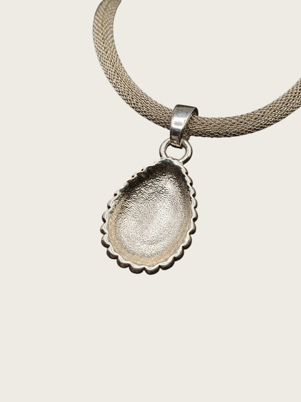 Vintage-Style Statement Necklace with Magnetic Clasp, Chunky Costume Jewelry, Modern Boho Evening Necklace