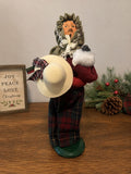 Byers Choice The Carolers Grandparent Shopper Doll 2006 Christmas Holiday Figurine