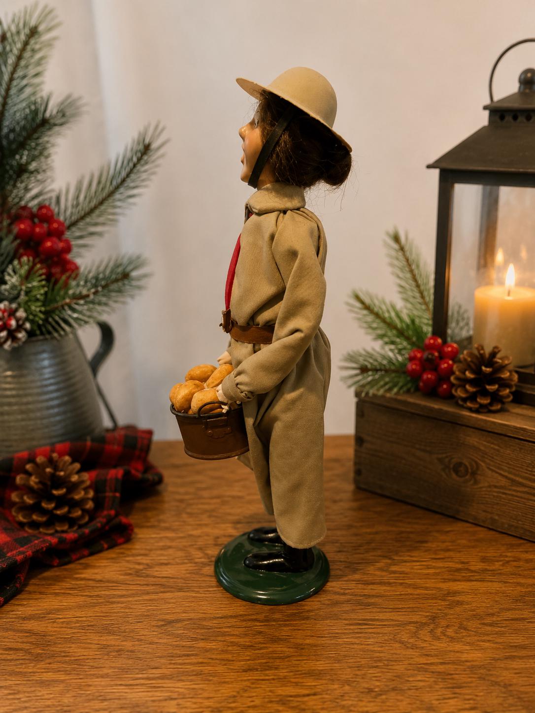 Byers Choice Salvation Army Caroler Doll 2002 Woman with Donut Bucket