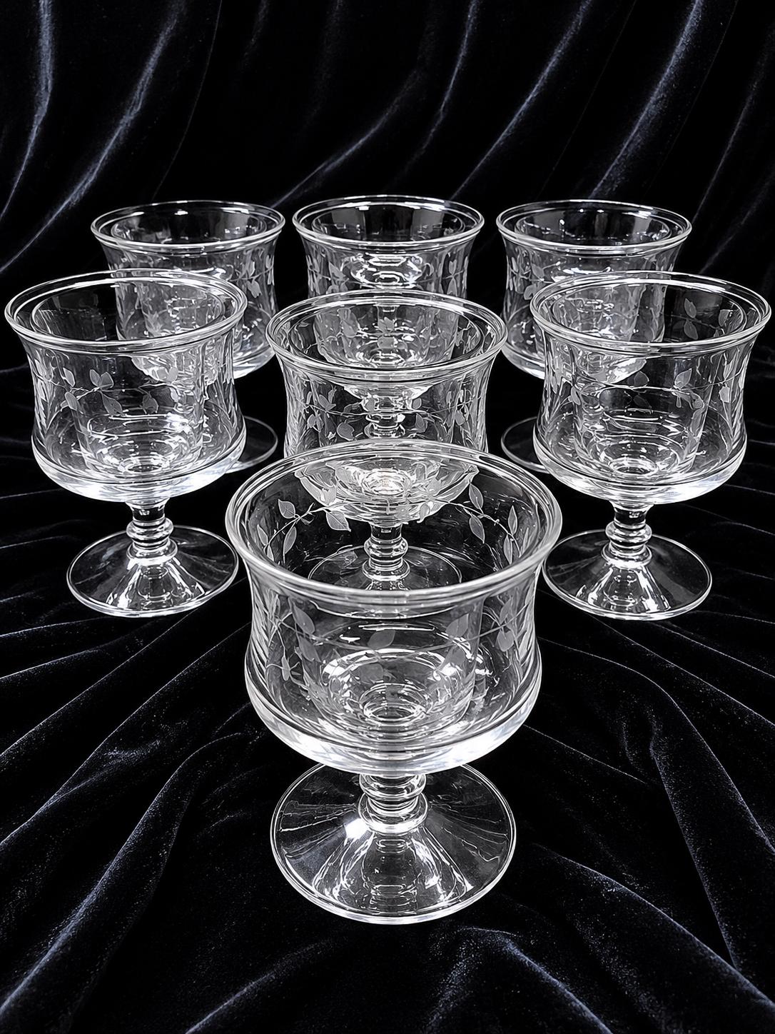 Etched Glass Shrimp Cocktail Goblets Set of 7 with Sauce Inserts | Leaf Appetizer Cups