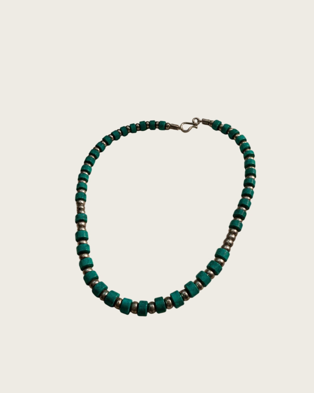 Turquoise Color Bead Necklace Silver Tone Spacer Beads Hook Clasp 16 Inch