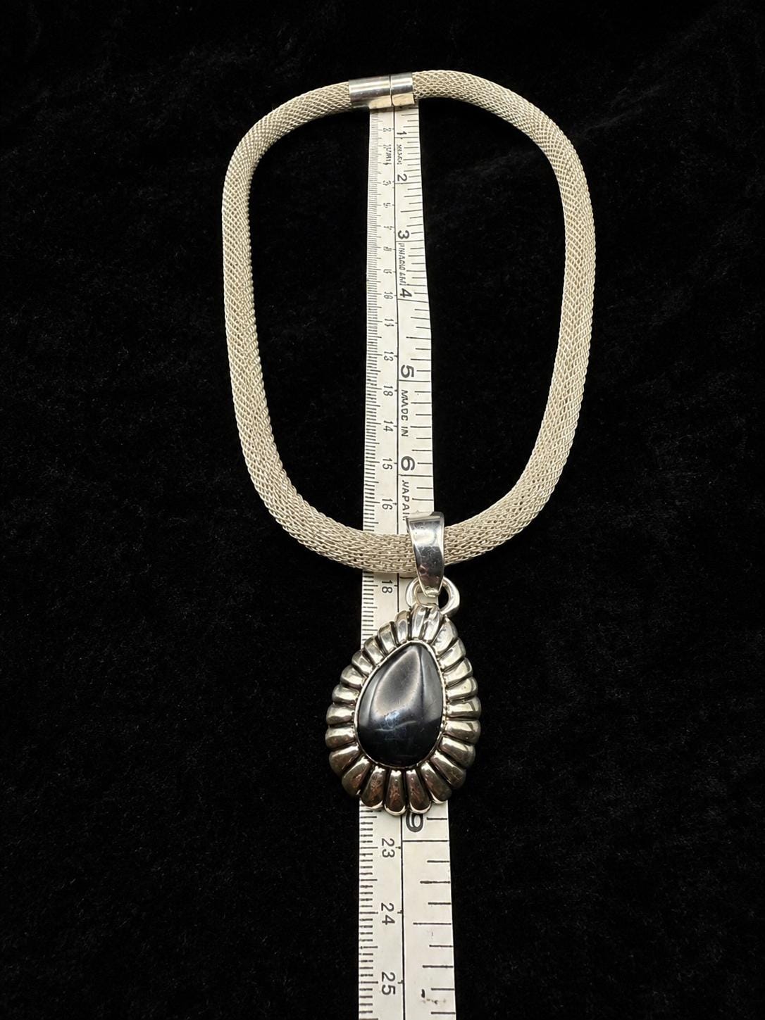 Vintage-Style Statement Necklace with Magnetic Clasp, Chunky Costume Jewelry, Modern Boho Evening Necklace