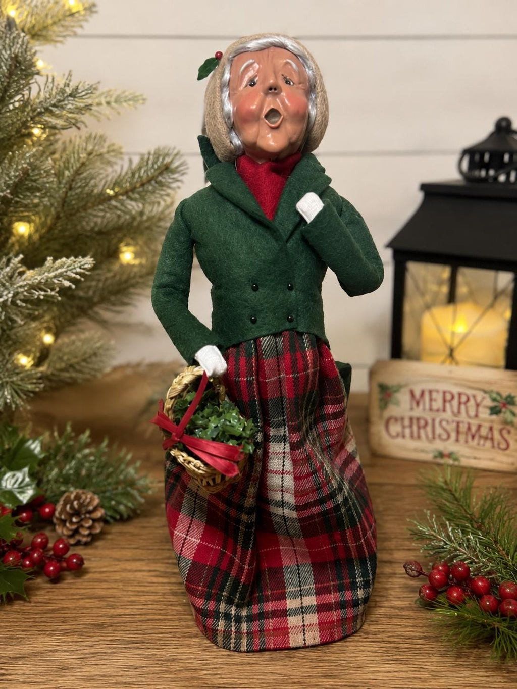 byers choice grandmother shopper signed limited edition 9/100 2006