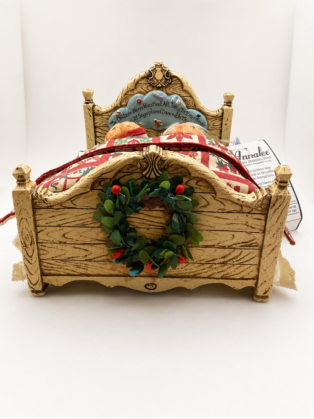 Rare Find 2004 Annalee Collectors Club Christmas Bedtime Doll Bed Scene with Original Tags