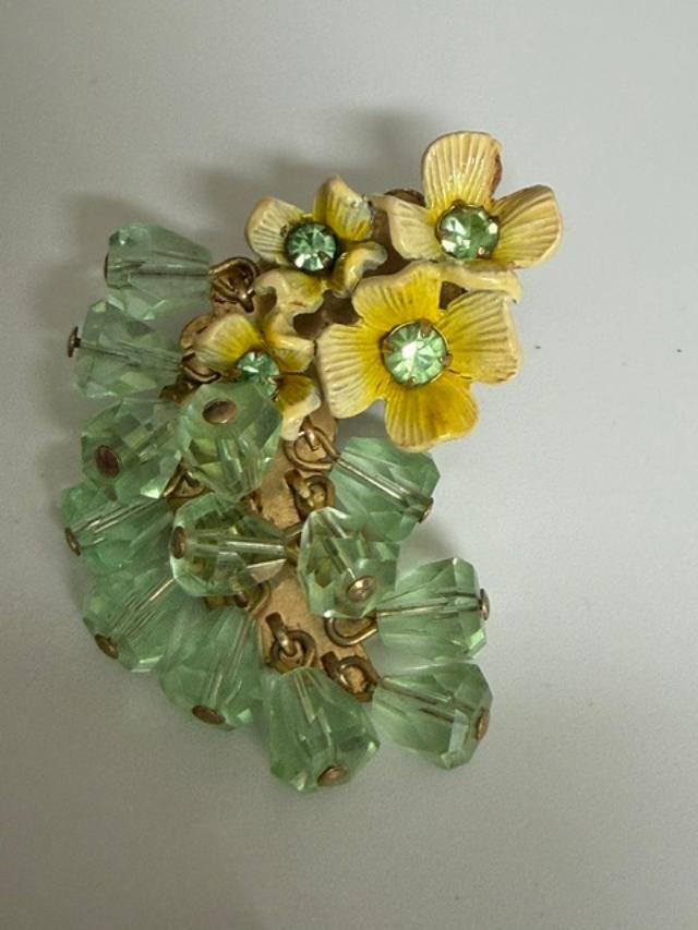Vintage Green Bead Floral Bracelet Clip On Earrings Set Mid Century