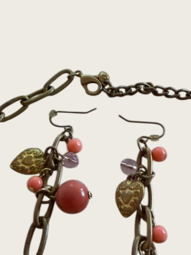 Coral Pink Beaded Statement Necklace & Earrings Set Antique Gold Hearts Clover