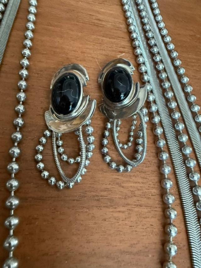 Vintage 1970s Modernist Silver Tone Multi Strand Necklace & Black Cabochon Clip Earring Set
