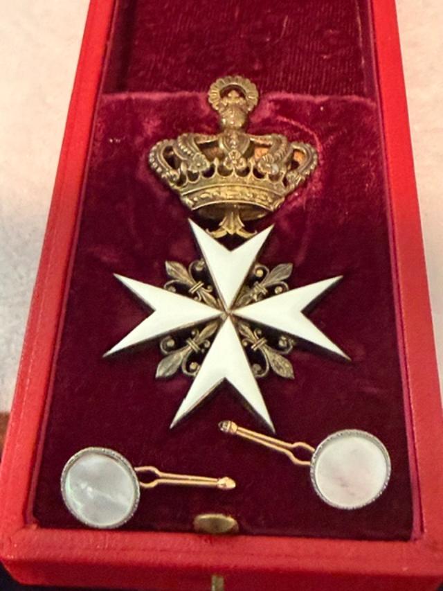 Vintage Cased Maltese Cross Medal Order Set Crowned Enamel Decoration