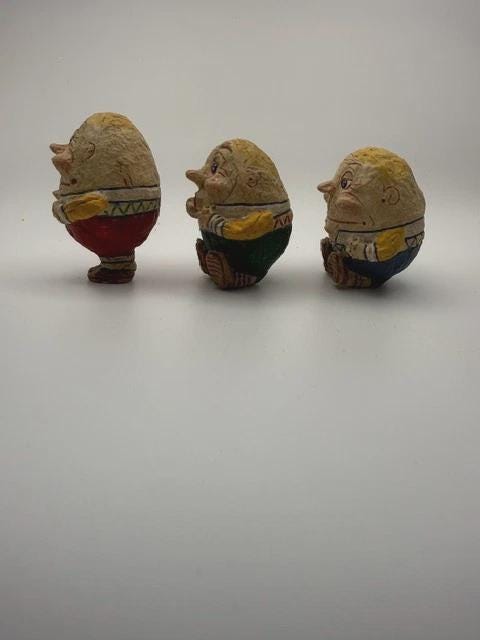 Poliwoggs Humpty Dumpty Figurines Set of 3 Nursery Rhyme Folk Art Decor
