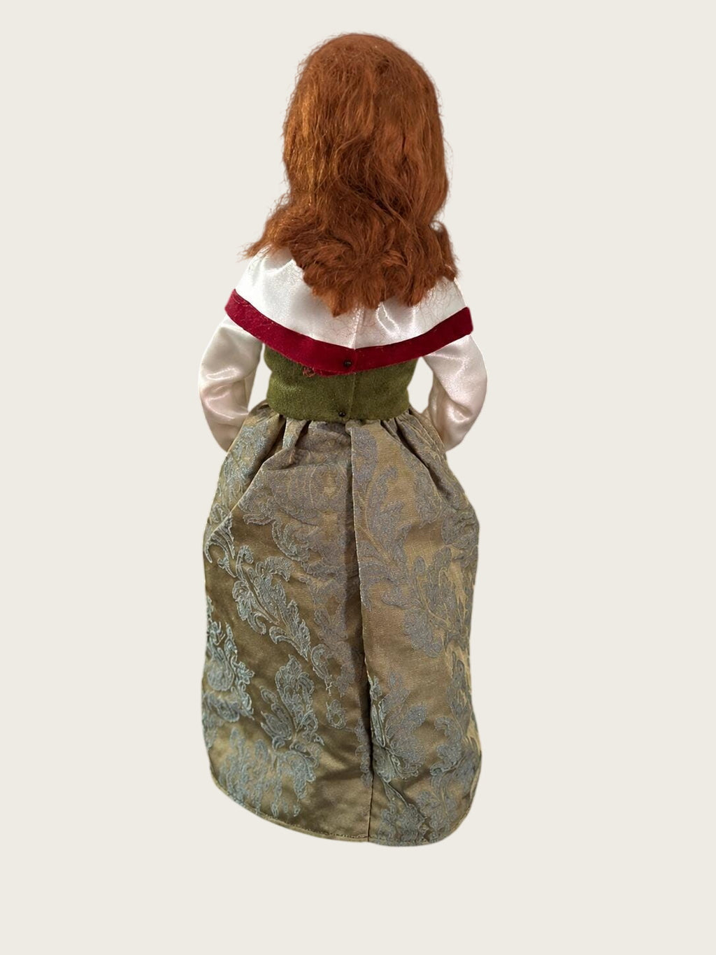Byers Choice Two Turtle Doves Woman Caroler 12 Days Christmas