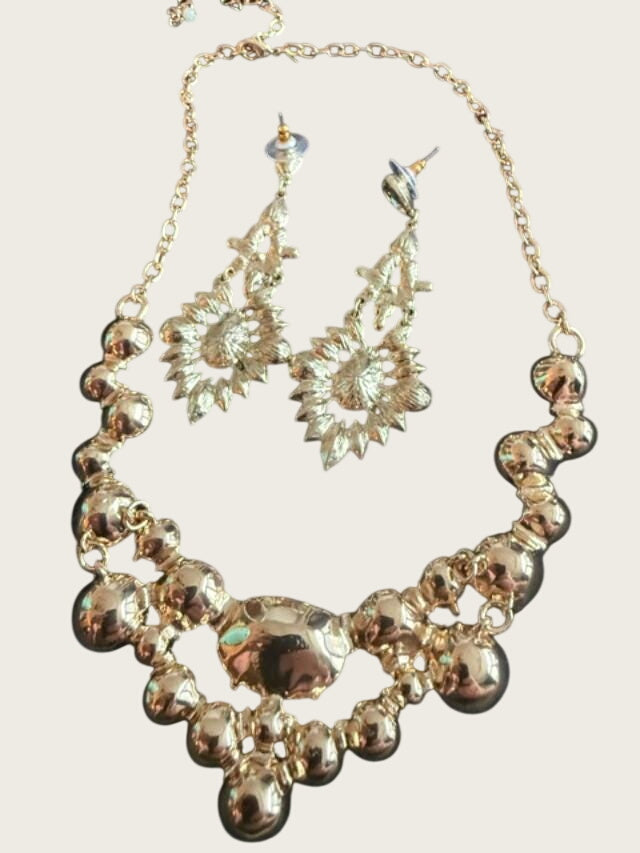 Vintage SHB Gold Tone Rhinestone Bib Necklace and Chandelier Earrings Set
