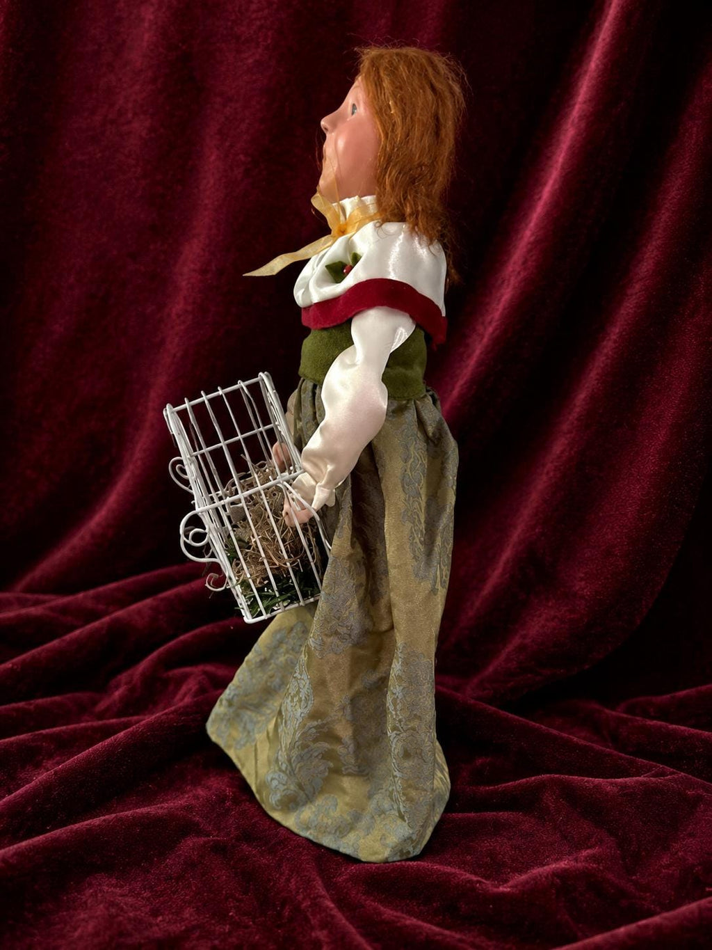 Byers Choice Two Turtle Doves Woman Caroler 12 Days Christmas