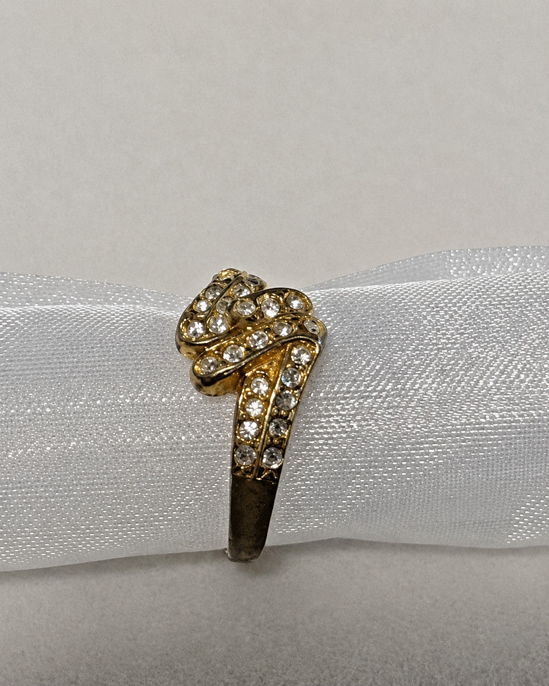 Gold Tone Clear Rhinestone Crisscross Knot Cocktail Ring Size 8.5