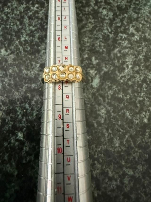 Unmarked Gold Tone Double Row Clear Rhinestone Band Ring Size 7.5