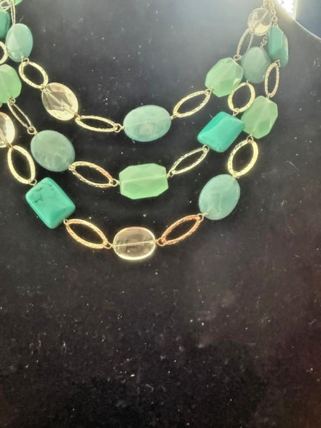 Aqua Turquoise Green Triple Strand Beaded Necklace Silver Tone 17" Unsigned