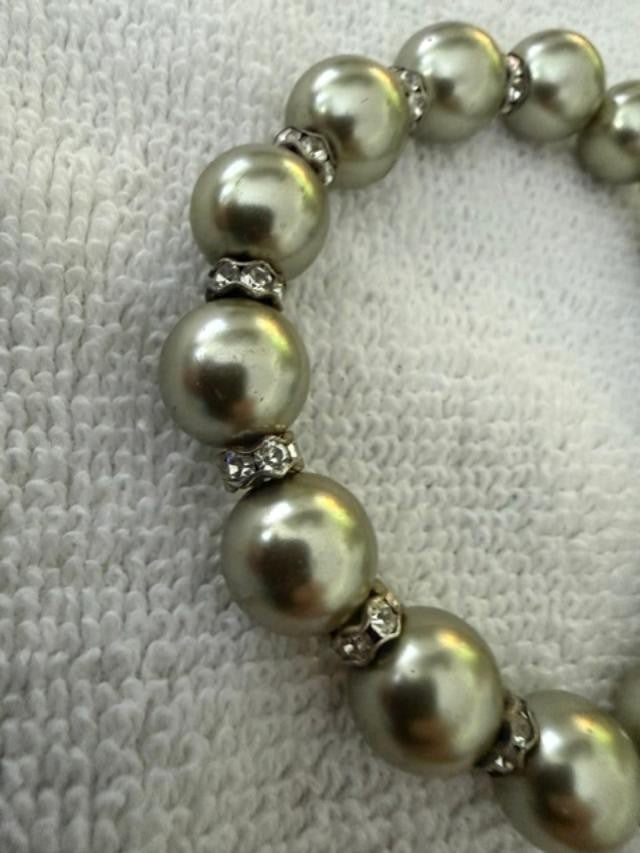 Silver Gray stretchy Bead Rhinestones Bracelet