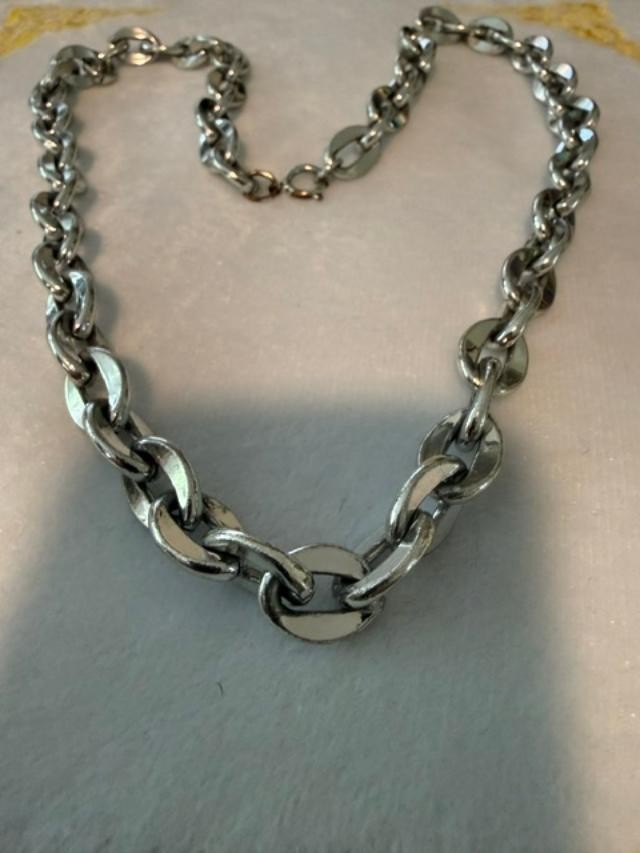 Chunky Silver Tone Oval Link Chain Statement Necklace 30” Unmarked