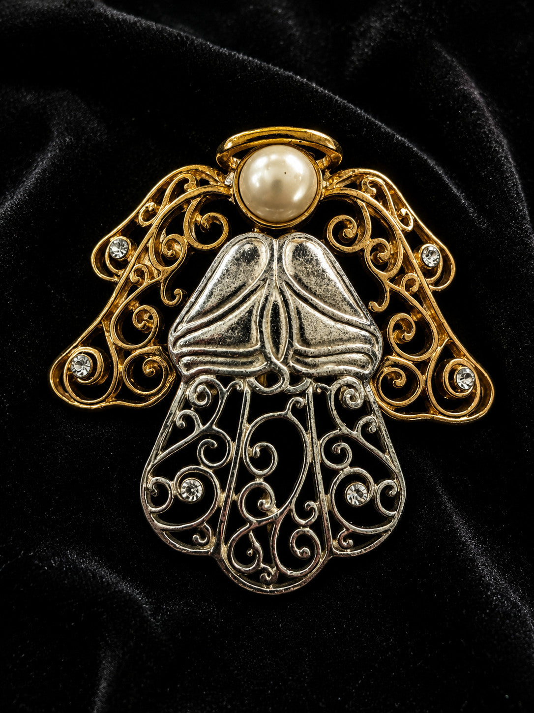 angel pin