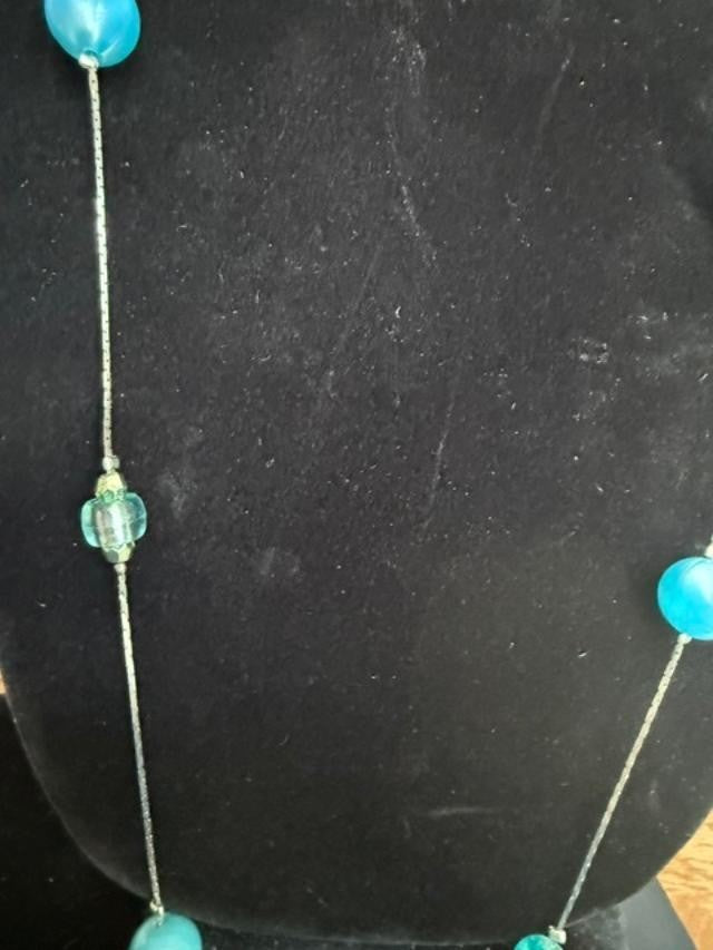 35 INCH SILVER NECKLACE WITH BLUE BEADS