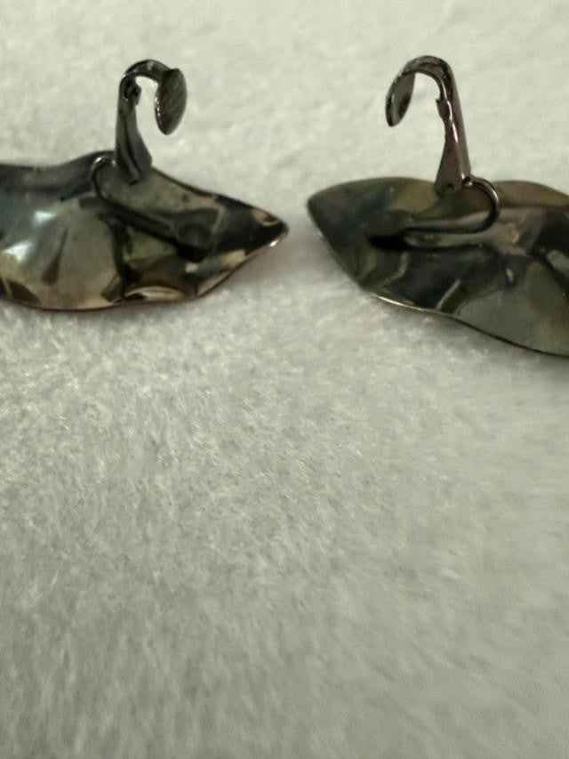 Vintage Gold Tone & Black meta lLeaf Clip On Earrings Modernist