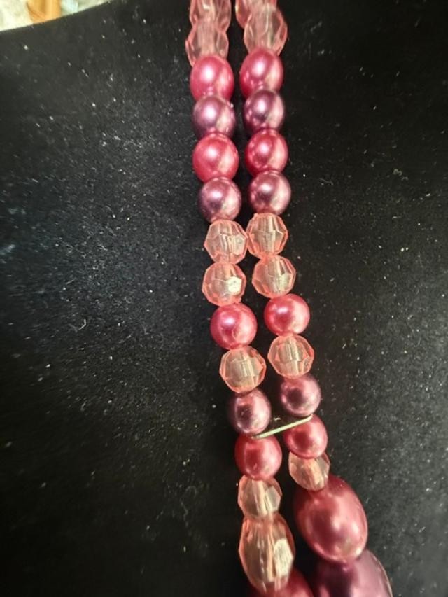 mulistrand pink bead necklace