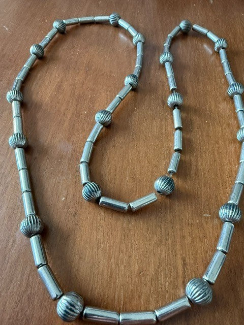 Vintage Silver Tone Ribbed Bead Tube Necklace Southwestern Style 35"