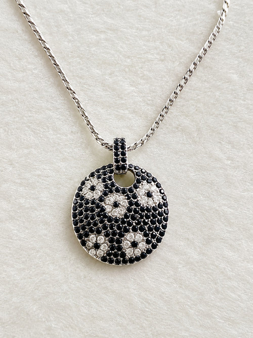 Black Clear Rhinestone Floral Round Pendant Silver Tone Necklace 17 Inch
