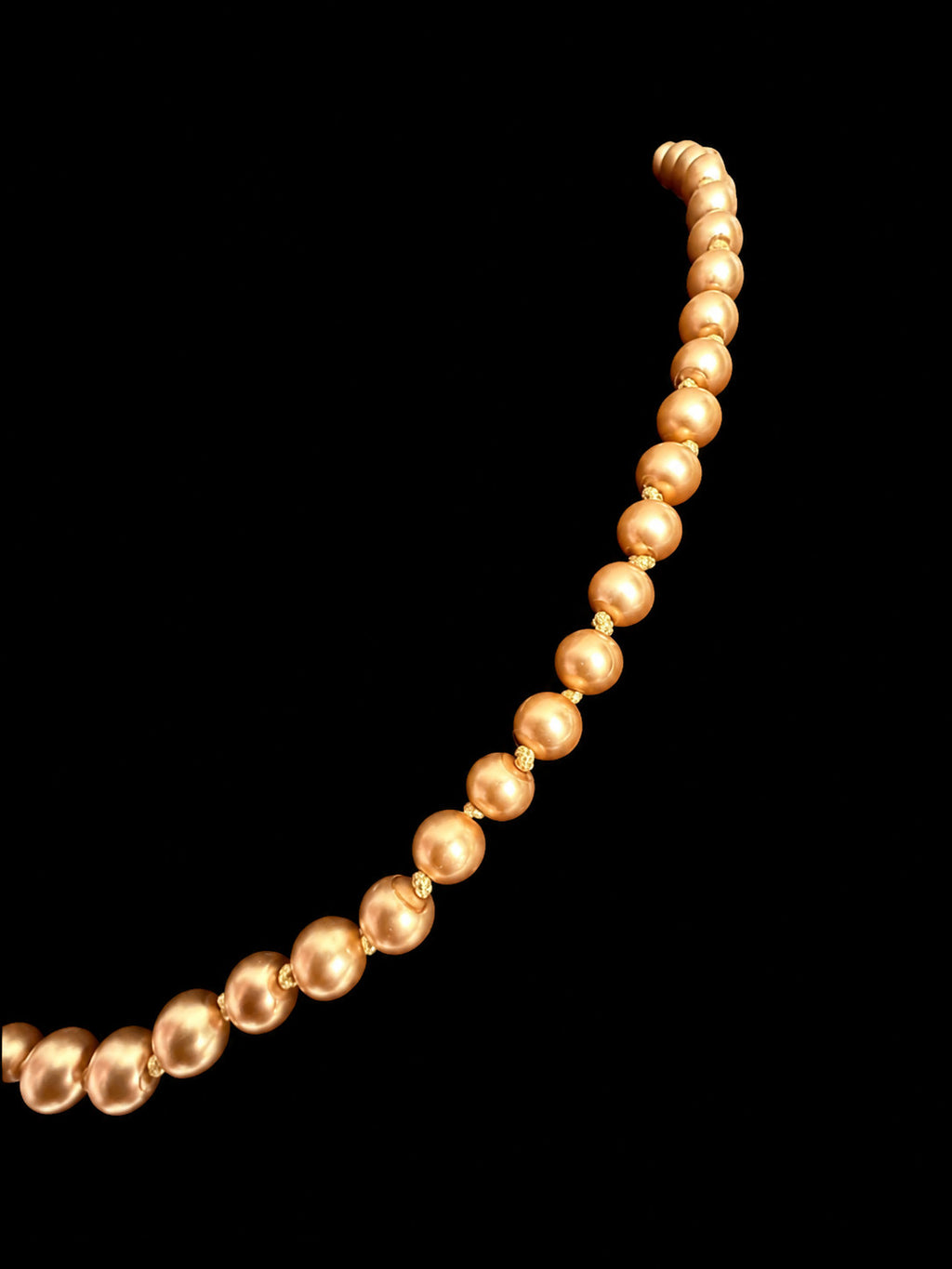 gold pearl necklace