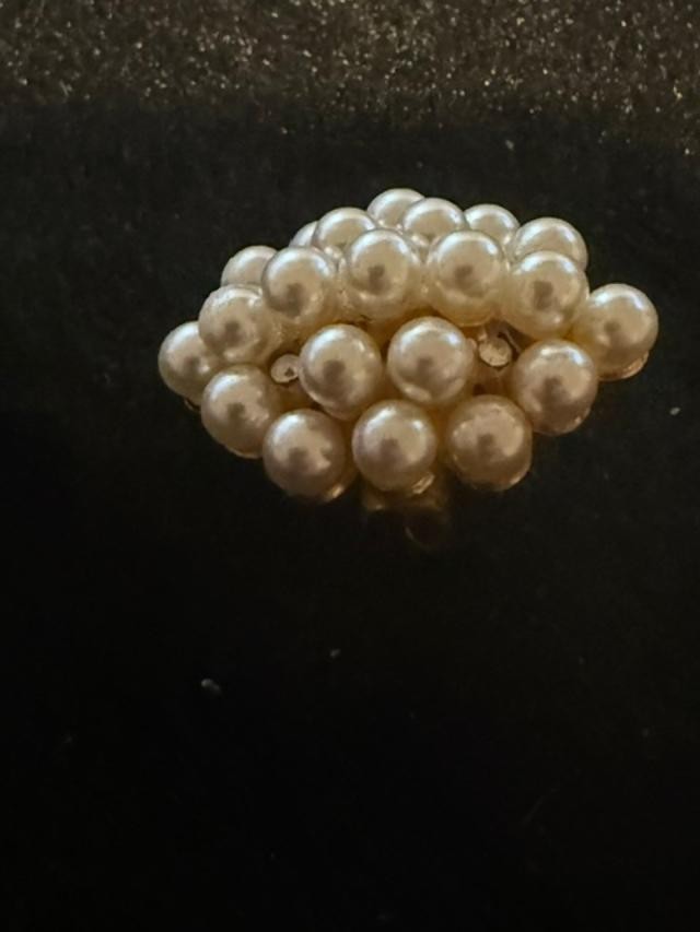 Faux Pearl Cluster Ring Gold Tone 1 Inch Statement Costume Jewelry