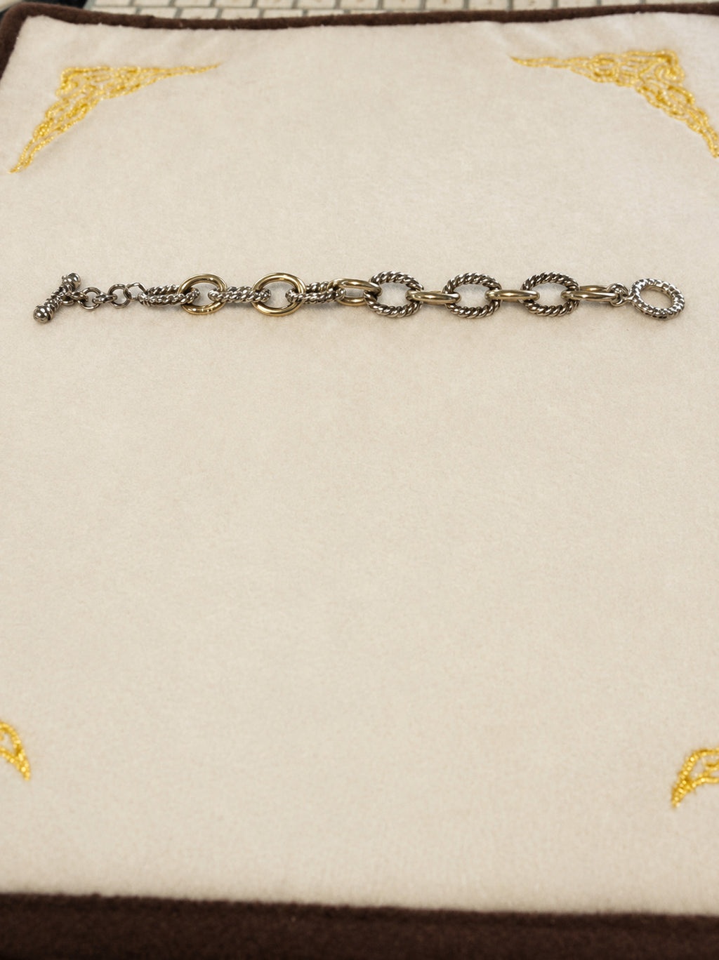 Two Tone Gold Silver Rope Textured Oval Link Bracelet 7 Inch