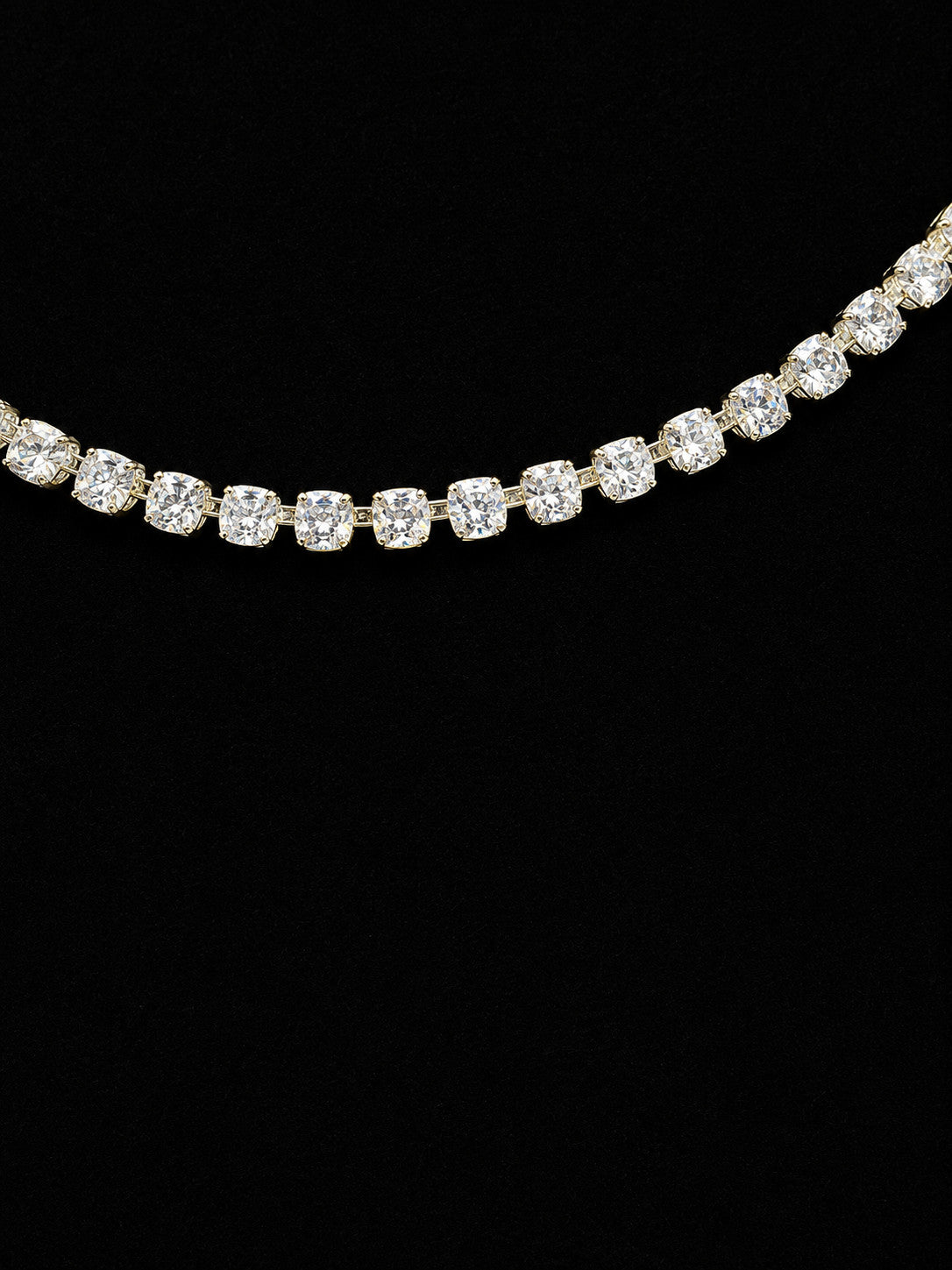 Sparkling Silver Tone Rhinestone Tennis Necklace / Choker With Lobster Clasp De