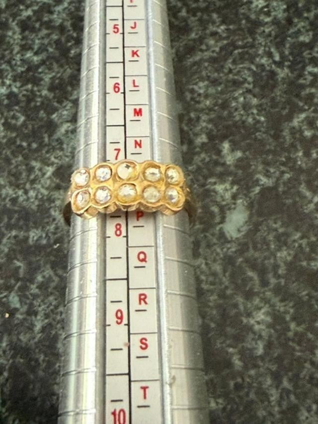 Unmarked Gold Tone Double Row Clear Rhinestone Band Ring Size 7.5