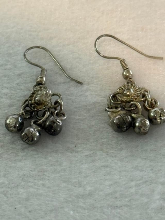 nbranded antiqued silver-tone cluster dangle earrings