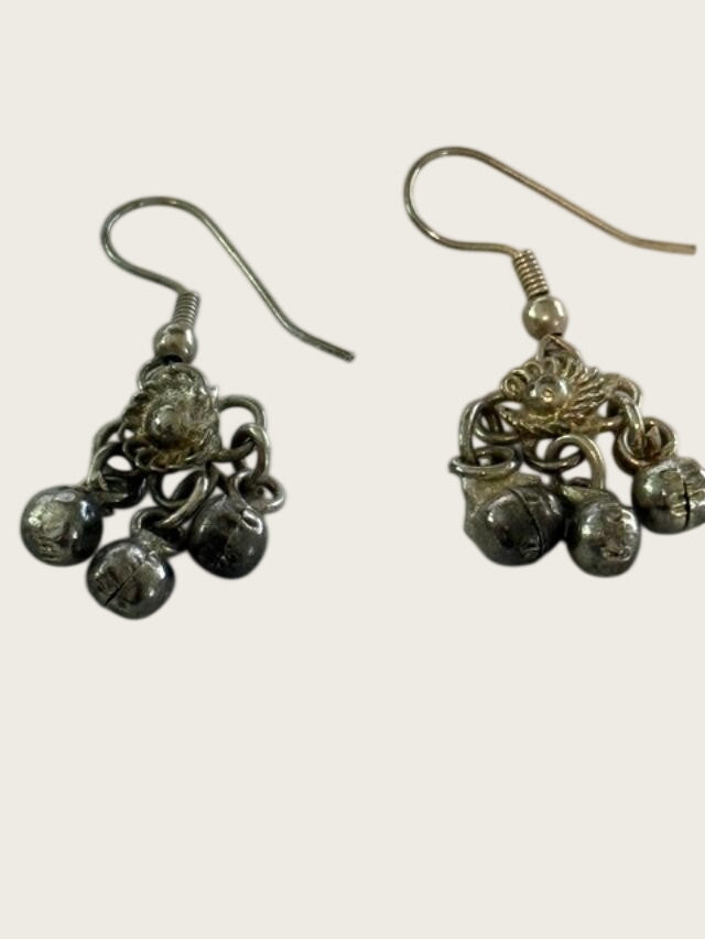nbranded antiqued silver-tone cluster dangle earrings