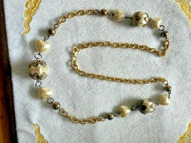 Vintage 32” Faux Pearl Heart Bead Necklace Floral Caps Mixed Tone Chain