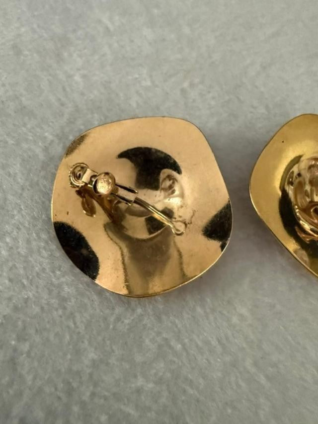Vintage Gold Tone Sculptural Clip On Earrings Modernist Dome Square Statement