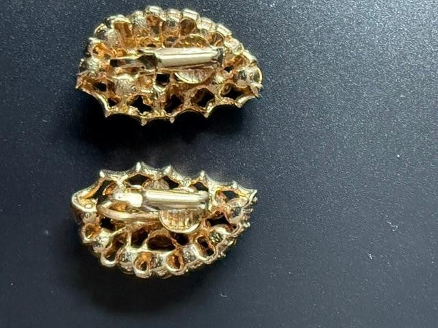 Vintage Clear Rhinestone Clip On Earrings Gold Tone 1950s 60s