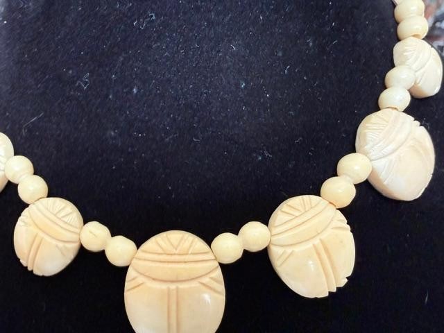 Vintage 1970s Carved Scarab Choker Necklace Egyptian Revival 15in
