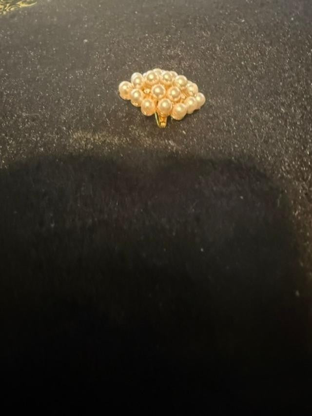 Faux Pearl Cluster Ring Gold Tone 1 Inch Statement Costume Jewelry