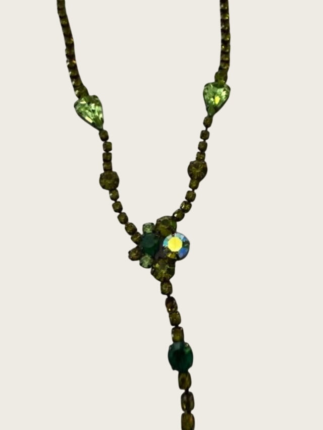 Tiara Misu signed green rhinestone crystal Y-drop lariat necklace