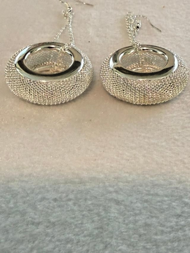 Silver Tone Mesh Donut Disc Dangle Drop Earrings Geometric Statement
