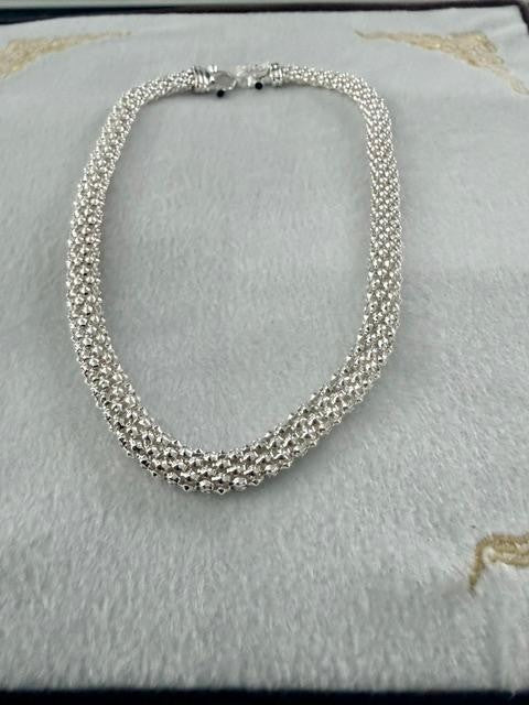 Avalaya Silver Tone Mesh Magnetic Rhinestone Clasp Necklace 18.5"