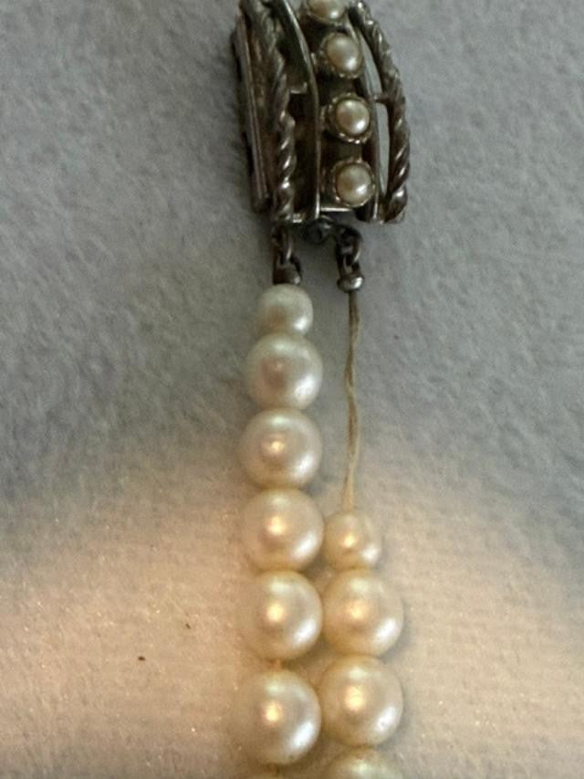 Vintage Sarah Coventry Double Strand Faux Pearl Necklace 22 Inch 8mm Signed